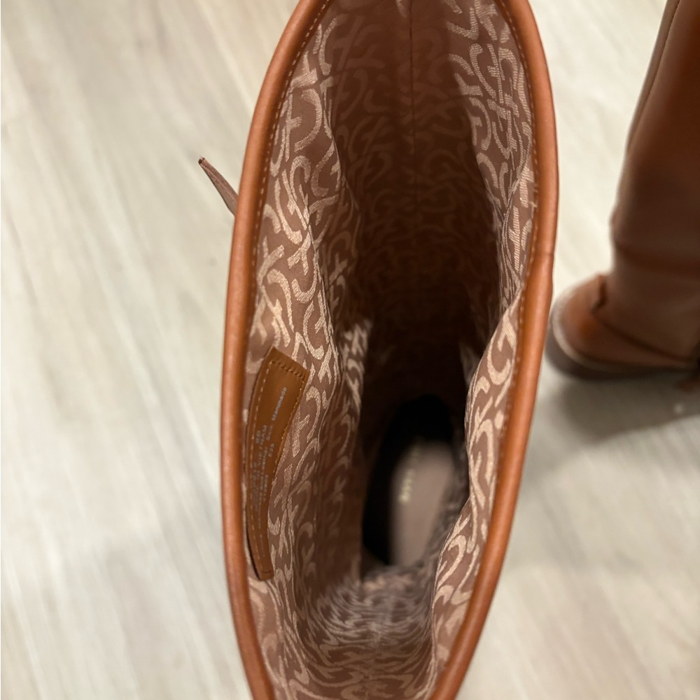 Cole Haan leather riding boots. Brown Leather Knee-High Boots size 8B - never wo - Picture 4 of 4